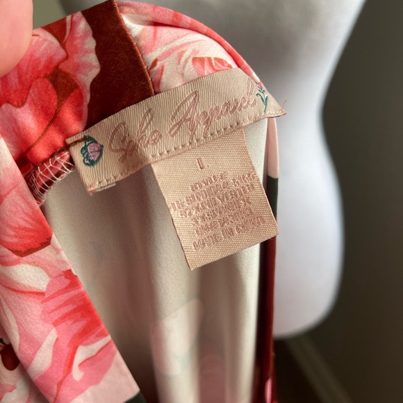 NWT - Red Rose Kimono - Picture 12 of 13